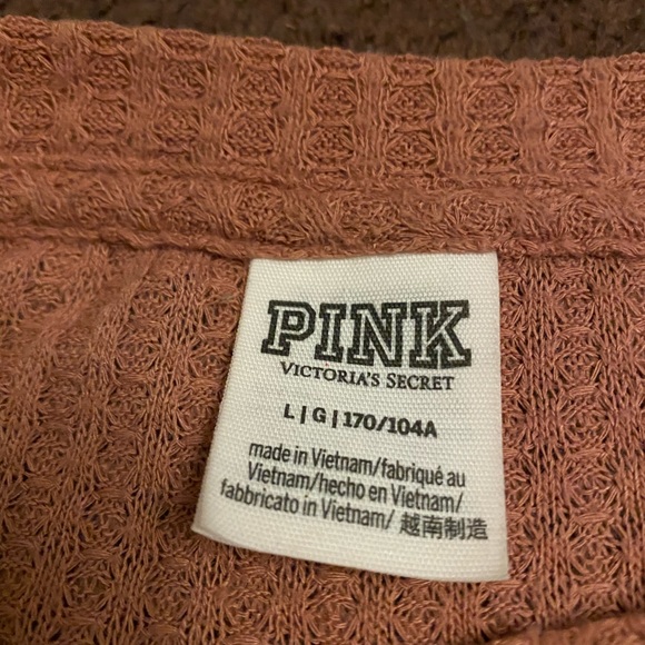 Victoria secret thermal - Picture 2 of 4